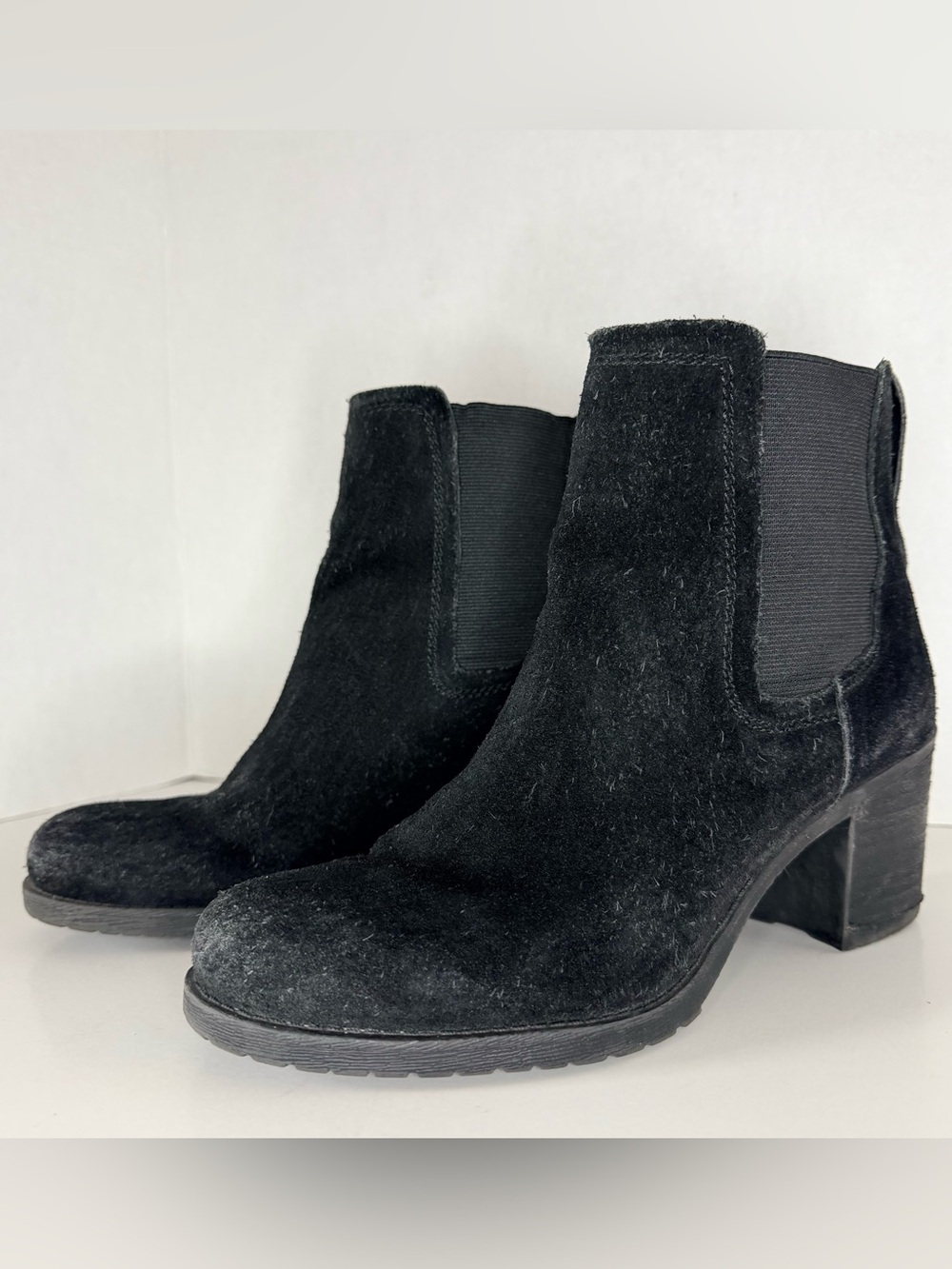Sam Edelman Black Suede Chelsea Block Heel Ankle Boots
